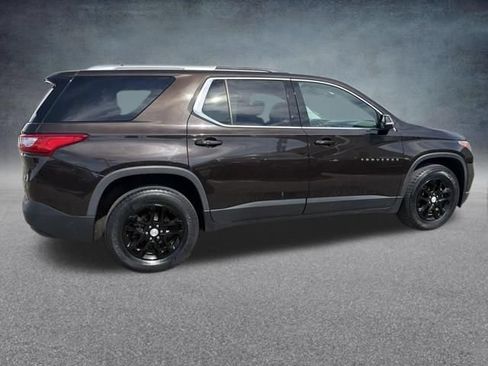 Used 2018 Chevrolet Traverse LT AWD/4WD image 5