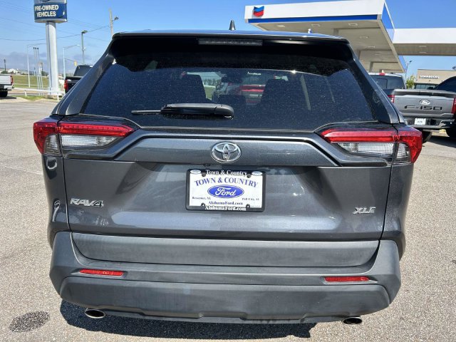 Used 2024 Toyota RAV4 XLE FWD image 34