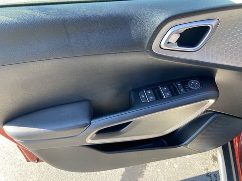 Used 2020 Kia Soul X-Line image 9