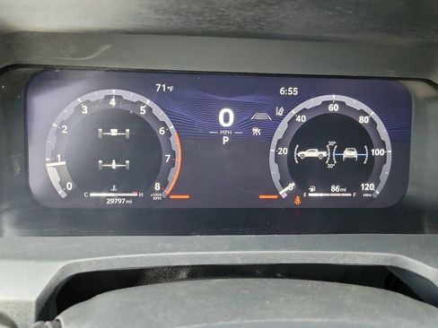 Used 2025 Toyota Tacoma TRD Sport w/ TRD Sport Upgrade Package image 20