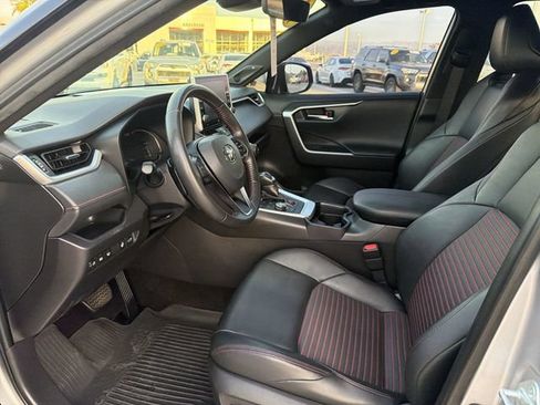 Certified 2021 Toyota RAV4 XSE w/ Weather Package AWD/4WD image 26
