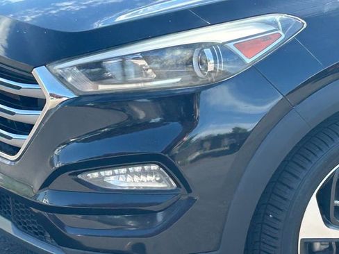 Used 2016 Hyundai Tucson Limited w/ Option Group 03 AWD/4WD image 12