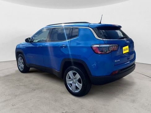 Used 2022 Jeep Compass Latitude AWD/4WD image 3