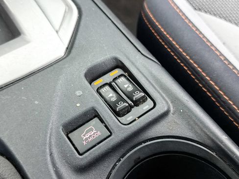 Used 2018 Subaru Crosstrek 2.0i Premium AWD/4WD image 19