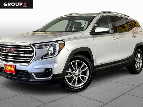 Used 2022 GMC Terrain SLT FWD image 1