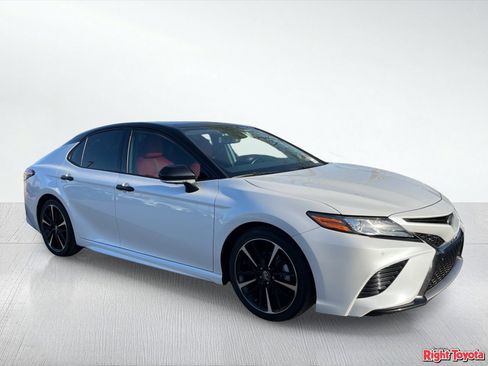 Certified 2019 Toyota Camry XSE w/ Driver Assist Package FWD image 9