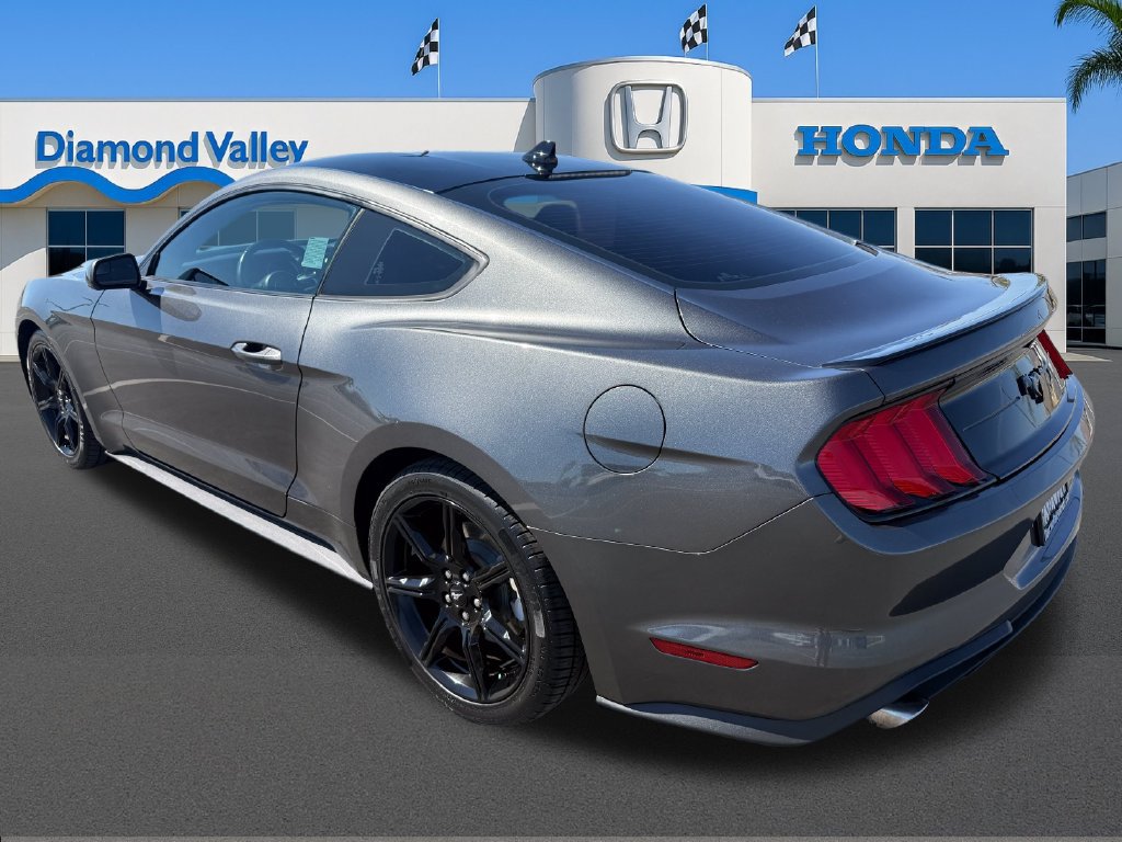 Used 2020 Ford Mustang Coupe w/ Black Accent Package RWD image 4