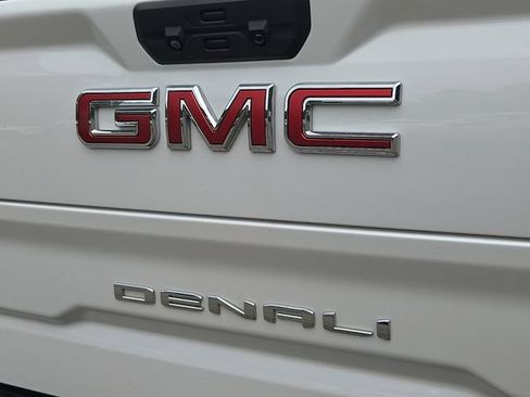 Used 2023 GMC Sierra 1500 Denali w/ Denali Reserve Package AWD/4WD image 31