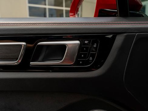 Used 2021 Porsche Cayenne GTS AWD/4WD image 30
