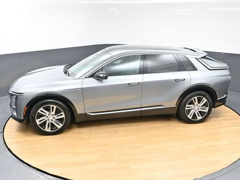 Used 2024 Cadillac Lyriq Tech RWD image 49