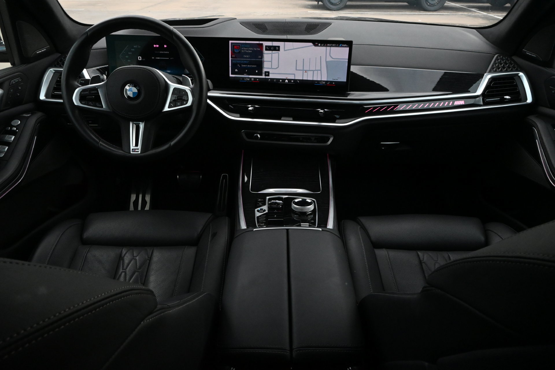 Used 2025 BMW X7 M60i AWD/4WD image 8