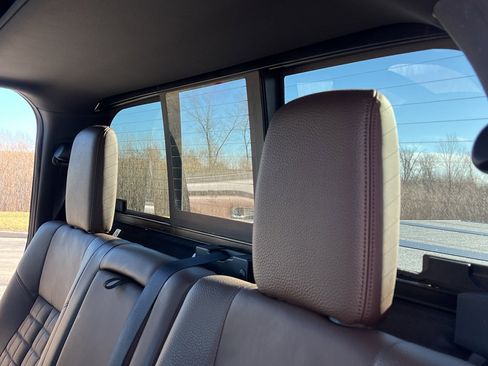 Used 2024 Nissan Titan Platinum Reserve w/ Moonroof Package image 40