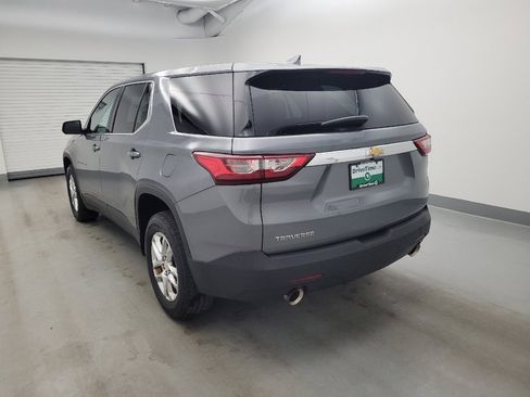Used 2018 Chevrolet Traverse LS FWD image 5