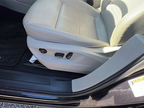 Used 2022 Volkswagen Atlas SE image 14