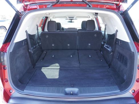 Certified 2025 Nissan Pathfinder SV FWD image 8