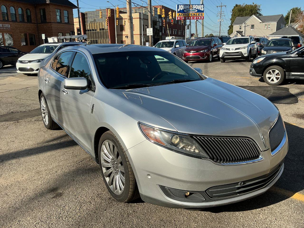 Used 2013 Lincoln MKS AWD image 2