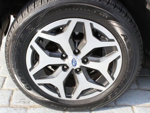 Used 2019 Subaru Forester Premium image 56