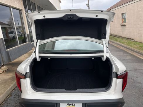 Used 2025 Kia K4 LXS image 30