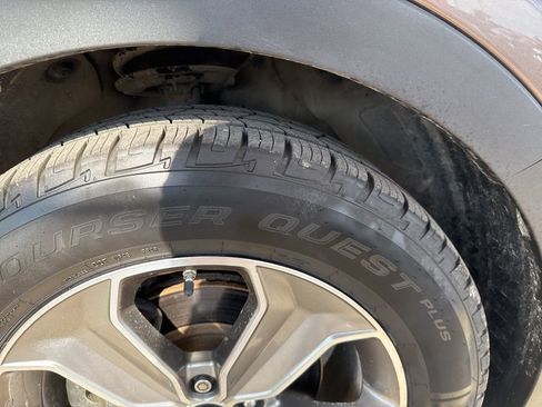 Used 2014 Hyundai Santa Fe GLS image 38