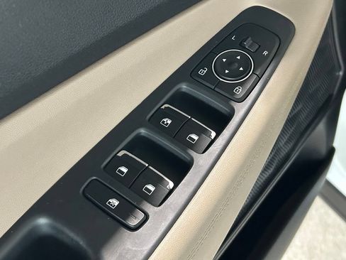 Used 2022 Hyundai Santa Fe SE AWD/4WD image 19