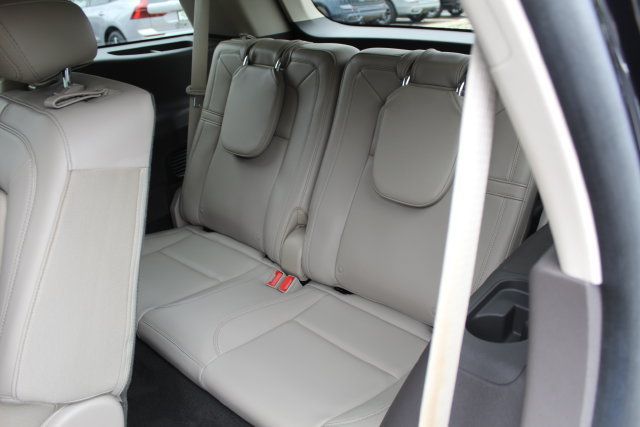 Used 2023 Lincoln Aviator Reserve w/ Elements Package Plus AWD/4WD image 17