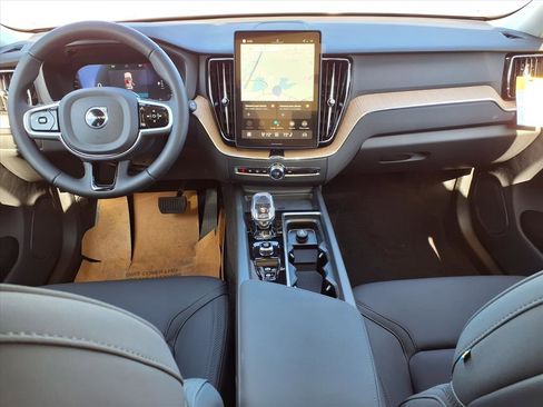 New 2026 Volvo XC60 B5 Plus w/ Protection Package Premier image 11