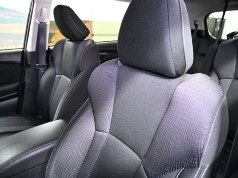 Used 2025 Subaru Ascent Premium image 22