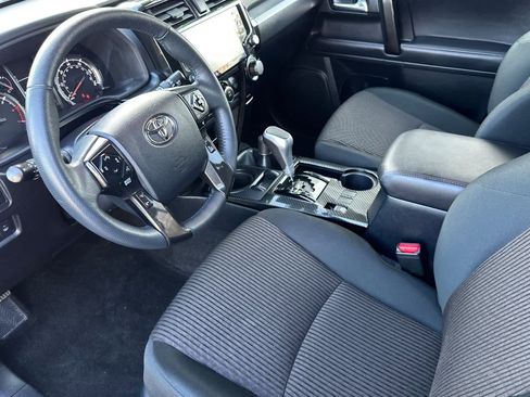 Used 2024 Toyota 4Runner TRD Off-Road image 9