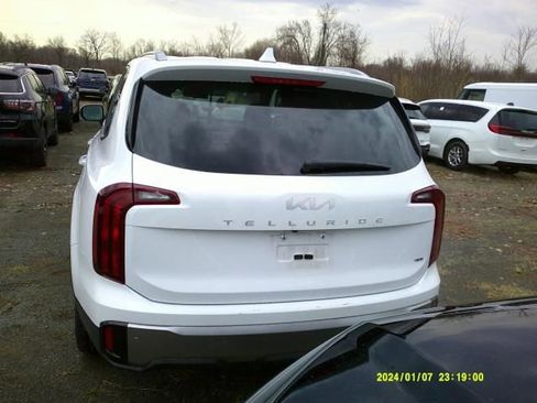 Used 2025 Kia Telluride S image 5