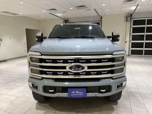 Certified 2024 Ford F350 Platinum w/ Tremor Off-Road Package AWD/4WD image 8