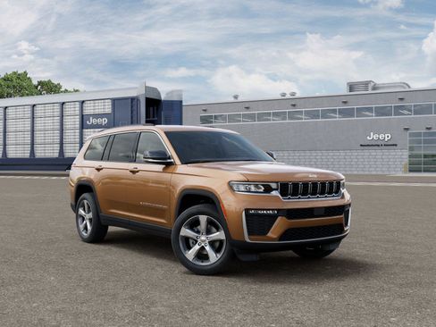 New 2026 Jeep Grand Cherokee L Limited AWD/4WD image 5