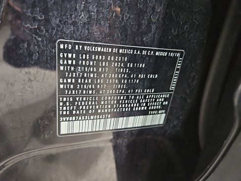 Used 2020 Volkswagen Tiguan S image 29