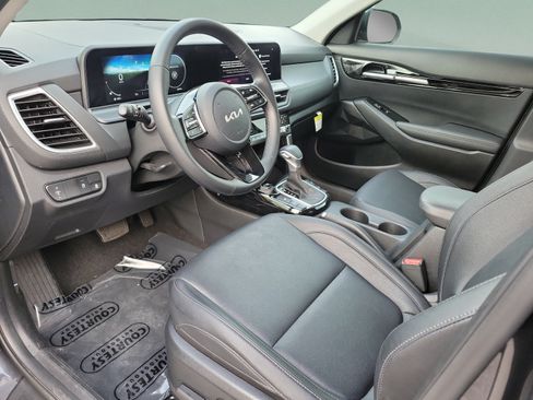 Used 2025 Kia Seltos EX w/ EX Sunroof Package FWD image 15