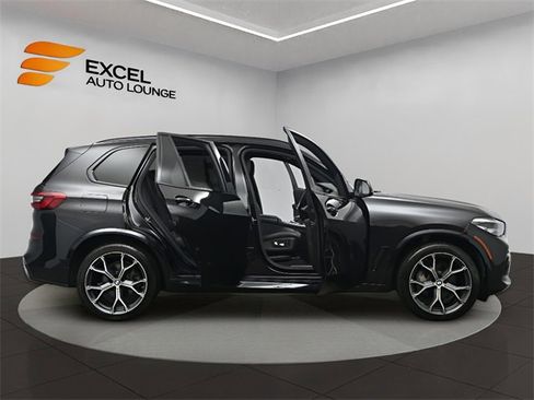Used 2019 BMW X5 xDrive40i w/ M Sport Package image 62
