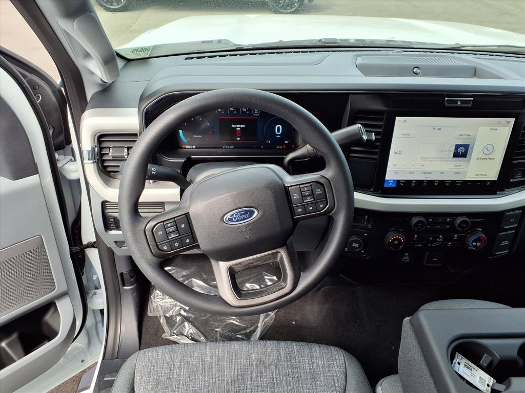 New 2026 Ford F350 XLT w/ XLT Premium Package AWD/4WD image 3