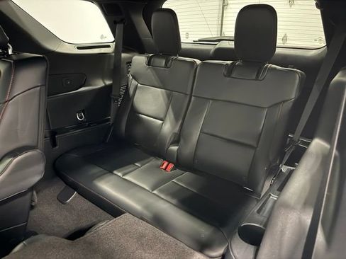 Used 2025 Ford Explorer ST AWD/4WD image 36