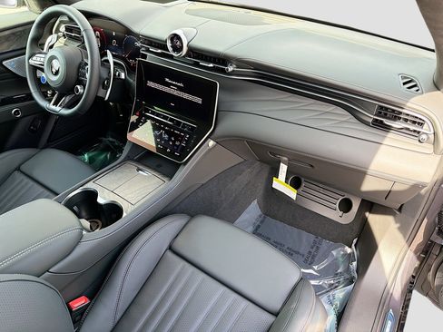 New 2025 Maserati Grecale Modena image 14