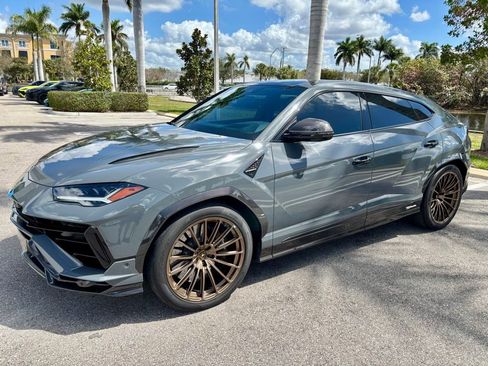 Used 2024 Lamborghini Urus Performante image 11