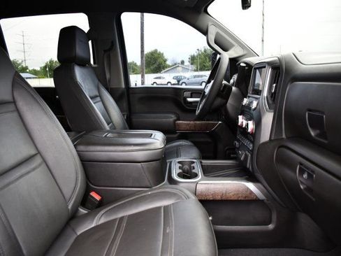 Used 2021 GMC Sierra 3500 Denali w/ Technology Package AWD/4WD image 38