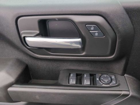 Used 2024 GMC Sierra 2500 Pro w/ Convenience Package image 25