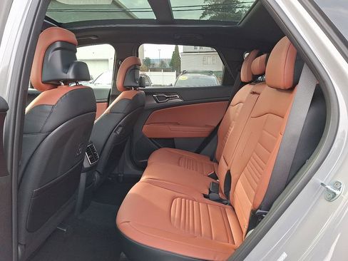 New 2026 Kia Sportage SX image 5
