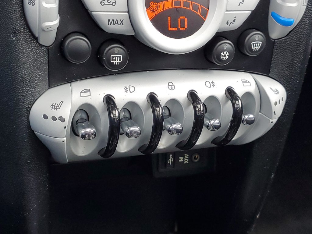 Used 2010 MINI Cooper S FWD image 24