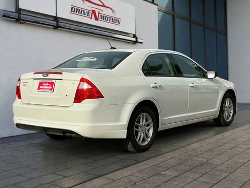 Used 2011 Ford Fusion S image 4