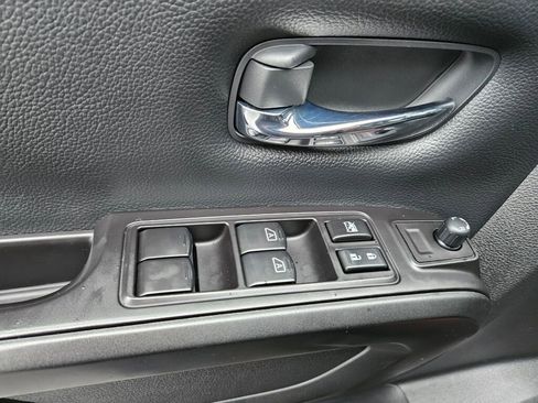 Used 2021 Nissan Titan PRO-4X w/ Off Road Protection Package image 16