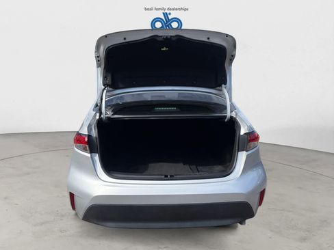 Used 2024 Toyota Corolla LE image 14