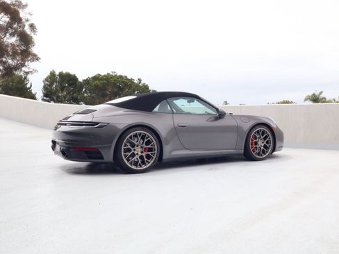 Certified 2024 Porsche 911 Carrera S RWD image 9