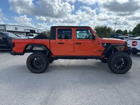 Used 2020 Jeep Gladiator Sport w/ Quick Order Package 24S AWD/4WD image 4