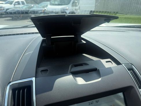 Used 2017 Ford Edge Titanium w/ Equipment Group 301A AWD/4WD image 21