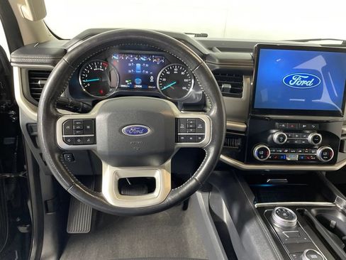 Used 2024 Ford Expedition Max XLT AWD/4WD image 12