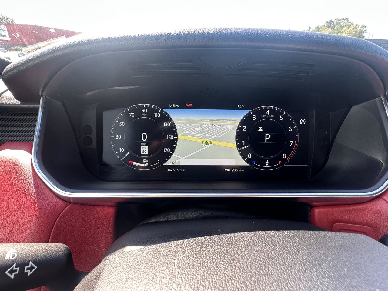 Used 2019 Land Rover Range Rover Sport Supercharged AWD/4WD image 10